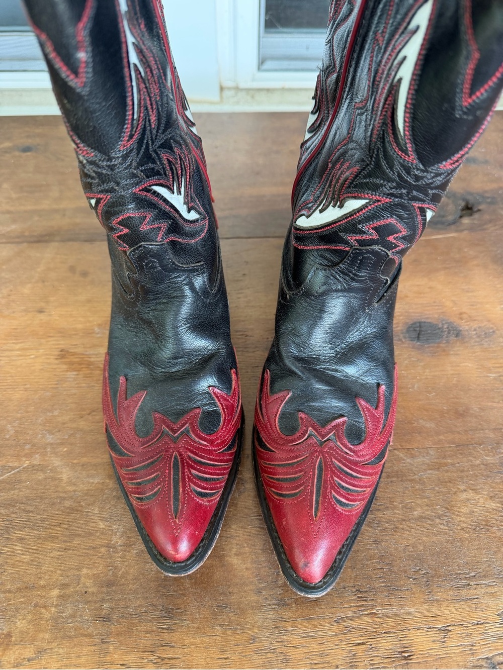 Vintage 90’s flame cowboy boots - Picture 2 of 5